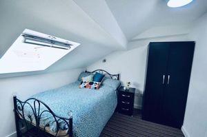 Photo 8- click for photo gallery